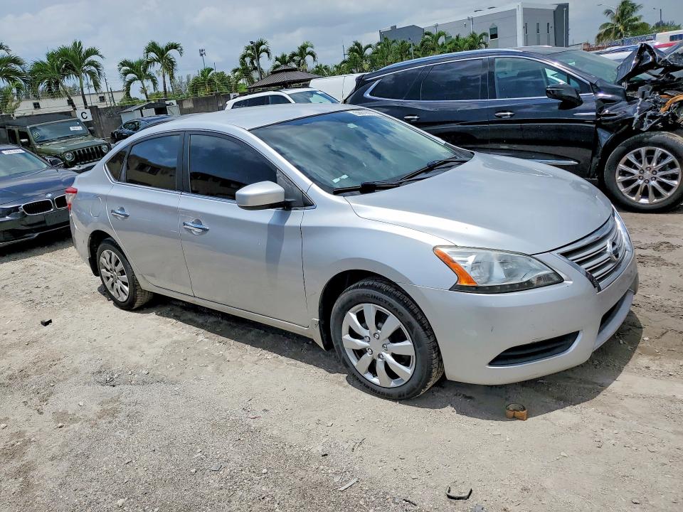 2015 Nissan Sentra VIN 3N1AB7AP0FY336428 COPART salvage auction — MINOR DENT/SCRATCHES, FL - CERTIFICATE OF TITLE, sold $1,200 on 2026-07-02 (photo 4)