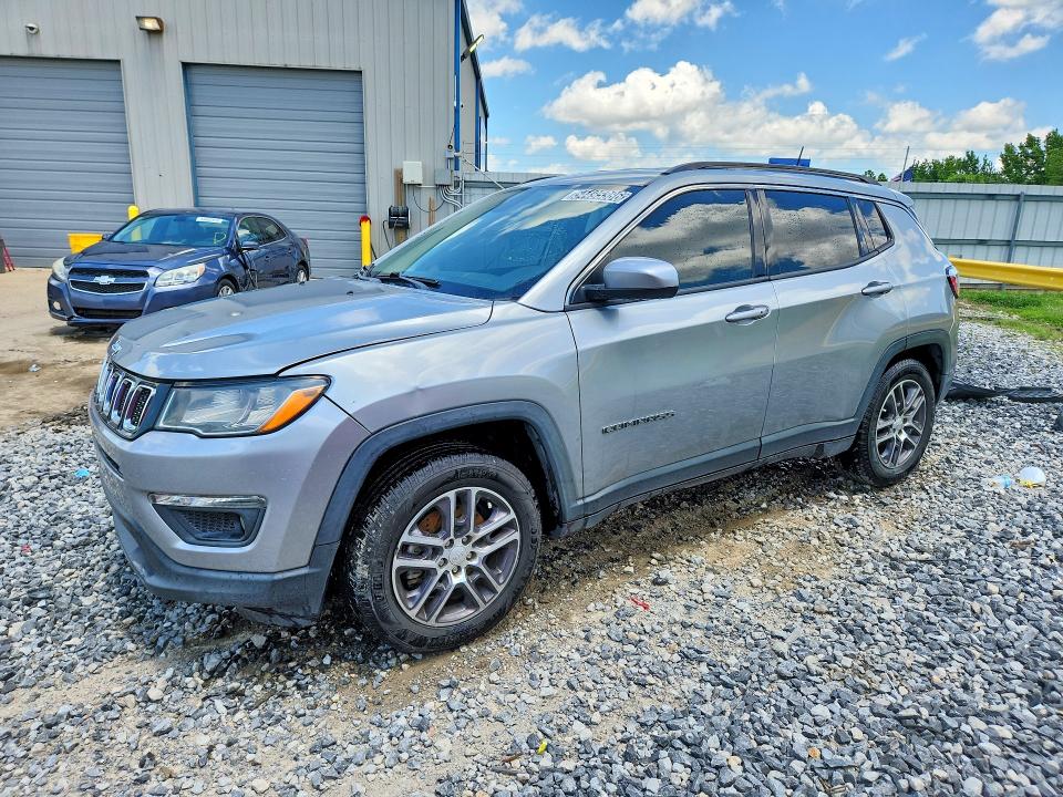 2020 Jeep Compass VIN 3C4NJCBB3LT243103 — COPART salvage auction photo