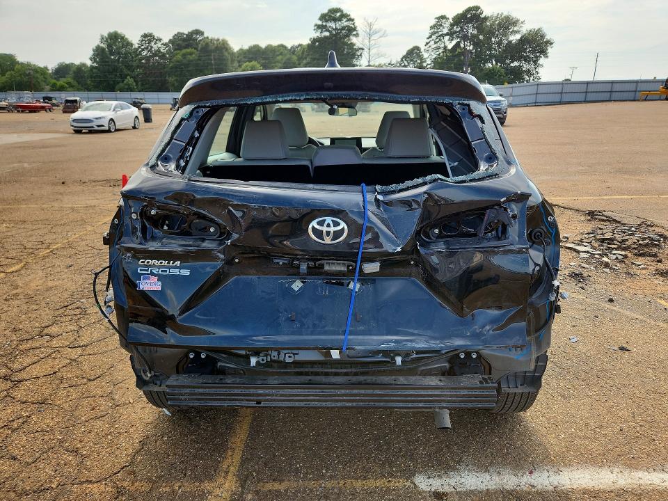 2026 Toyota Corolla cross VIN 7MUAAAAG9TV160095 COPART salvage auction — REAR END, Tx - Salvage Vehicle Title, sold $8,900 on 2026-07-06 (photo 6)