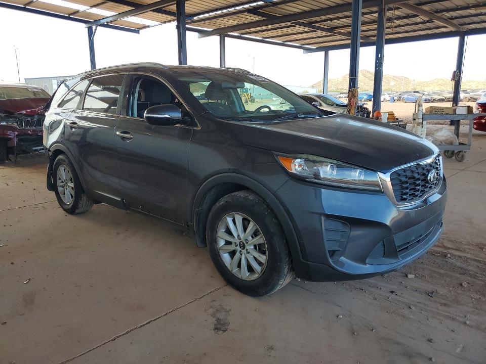 2019 Kia Sorento VIN 5XYPG4A34KG525120 COPART salvage auction — REAR END, Az - Cert Of Title - Salvage, sold $550 on 2026-07-28 (photo 4)