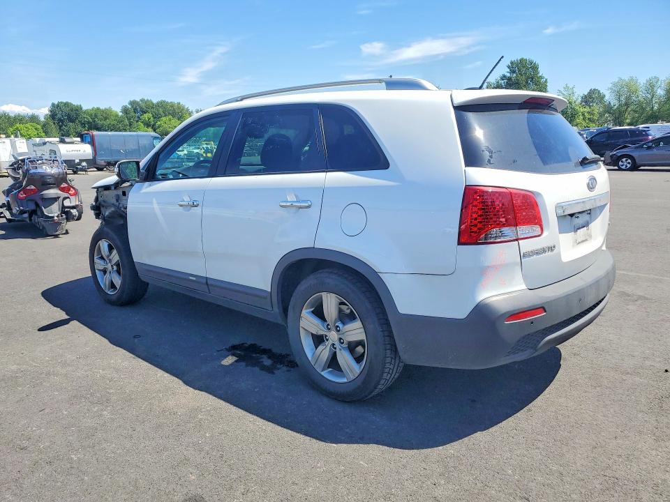 2013 Kia Sorento VIN 5XYKU3A63DG417386 COPART salvage auction — FRONT END, Or - Salvage Title Certificate, sold $575 on 2026-07-06 (photo 2)
