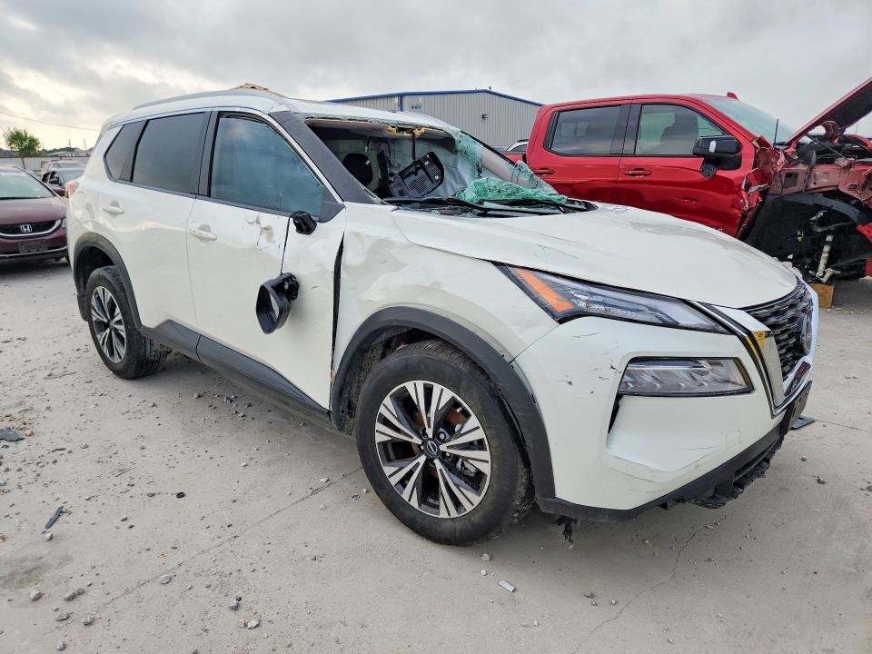 2023 Nissan Rogue VIN JN8BT3BA1PW430994 COPART salvage auction — ROLLOVER, Tx - Salvage Vehicle Title, sold $3,950 on 2026-07-28 (photo 4)