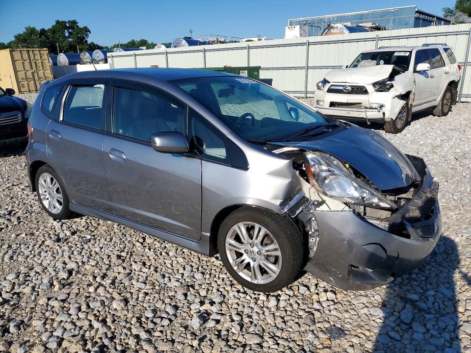 2009 Honda Fit VIN JHMGE88629S013890 COPART salvage auction — FRONT END, OH - CERT OF TITLE-SALVAGE, sold $850 on 2026-07-02 (photo 4)
