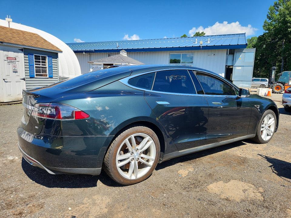 2013 Tesla Model s VIN 5YJSA1DN5DFP09094 COPART salvage auction — MINOR DENT/SCRATCHES, Ma - Certificate Of Title, sold $5,900 on 2026-07-30 (photo 3)