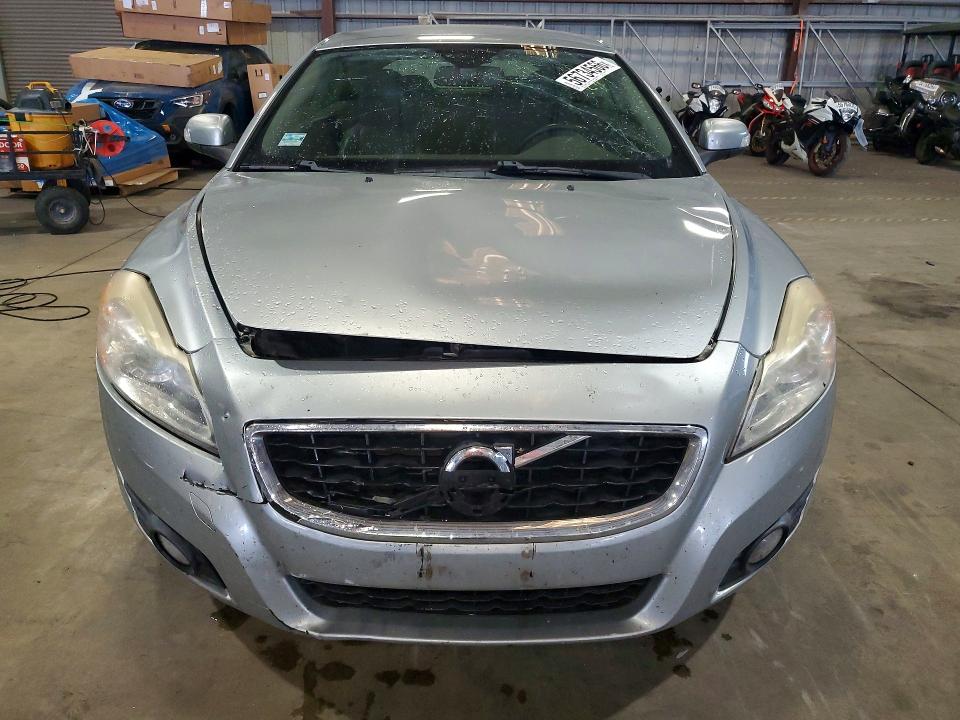 2012 Volvo C70 VIN YV1672MC6CJ123414 COPART salvage auction — FRONT END, FL - CERT OF TITLE SLVG REBUILDABLE, sold $325 on 2026-08-03 (photo 5)