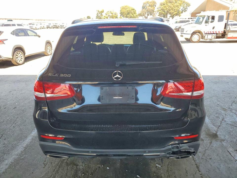 2018 Mercedes-benz VIN WDC0G4JB1JV023000 COPART salvage auction — MINOR DENT/SCRATCHES, Ca - Dis/Dlr/Exp Only Clean Title, sold $8,000 on 2026-07-14 (photo 6)