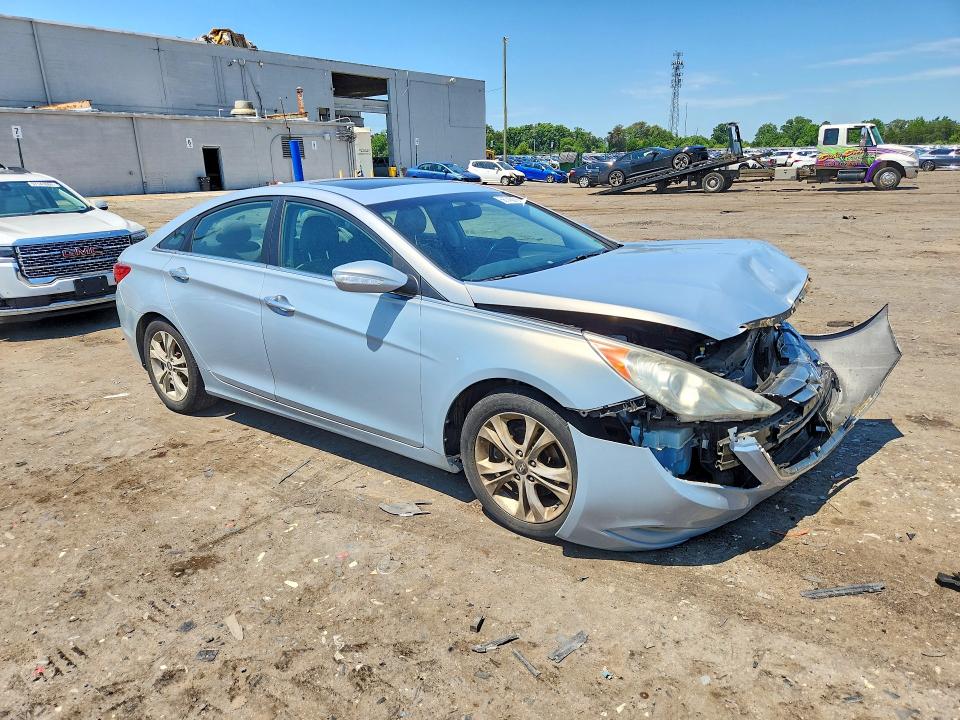 2011 Hyundai Sonata VIN 5NPEC4ACXBH061858 COPART salvage auction — FRONT END, VA - CERT OF TITLE - SALVAGE, sold $375 on 2026-07-08 (photo 4)