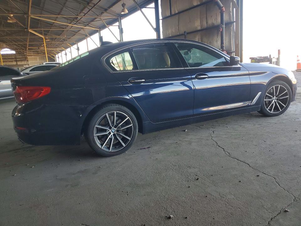 2018 BMW 5er VIN WBAJE7C55JWD49644 COPART salvage auction — MINOR DENT/SCRATCHES, Fl - Certificate Of Title, sold $4,100 on 2026-07-27 (photo 3)