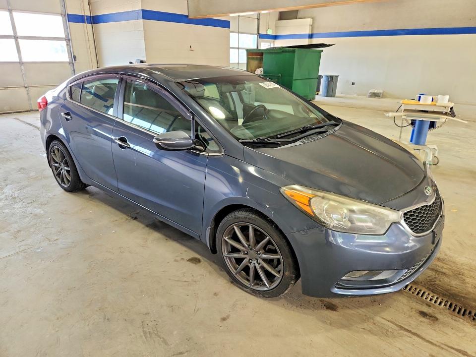 2016 Kia Forte VIN KNAFZ4A87G5554612 COPART salvage auction — ALL OVER, Va - Cert Of Title - Salvage, sold $750 on 2026-07-10 (photo 4)