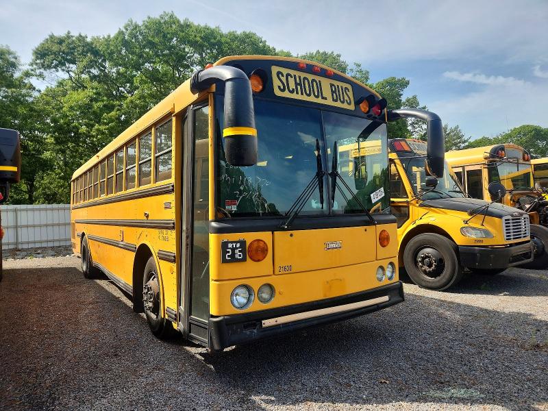 2012 Thomas Saf-t-liner hdx VIN 1T7YN4E20C1150021 COPART salvage auction — NORMAL WEAR, RI - CERTIFICATE OF TITLE, sold $1,600 on 2026-07-08 (photo 1)
