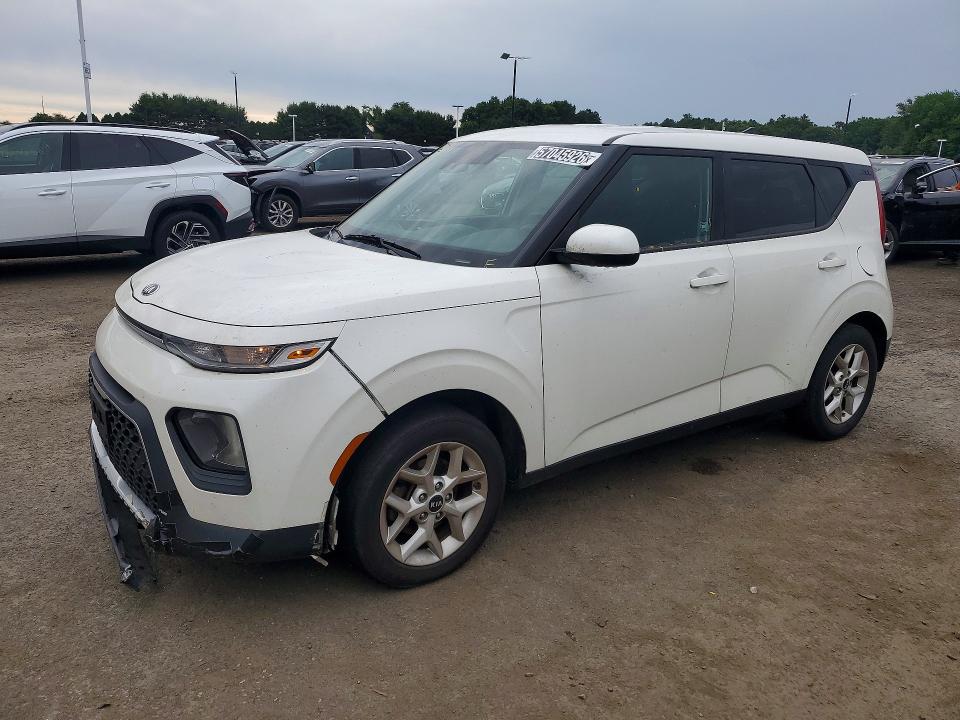 2021 Kia Soul VIN KNDJ23AUXM7750245 COPART salvage auction — UNDERCARRIAGE, CT - CERTIFICATE OF TITLE, sold $2,250 on 2026-07-16 (photo 1)