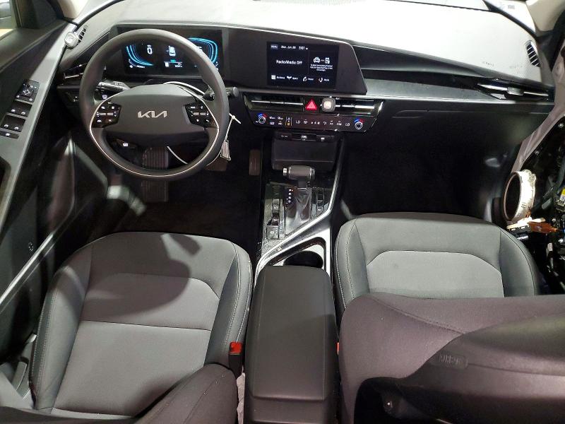2026 Kia Niro VIN KNDCP3LE5T5318592 COPART salvage auction — SIDE, OH - CERTIFICATE OF TITLE, sold $8,600 on 2026-07-20 (photo 8)