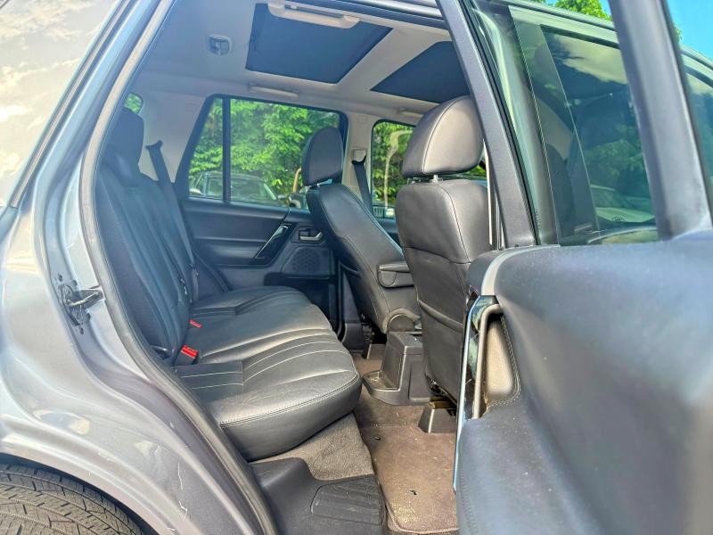 2013 Land rover Lr2 VIN SALFR2BG6DH367314 COPART salvage auction — NORMAL WEAR, Ct - Certificate Of Title (P), sold $2,050 on 2026-07-10 (photo 6)