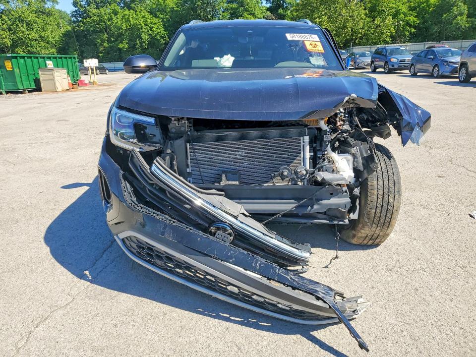 2024 Volkswagen Atlas VIN 1V2HE2CA7RC229306 COPART salvage auction — FRONT END, Fl - Certificate Of Destruction, sold $7,300 on 2026-07-30 (photo 5)
