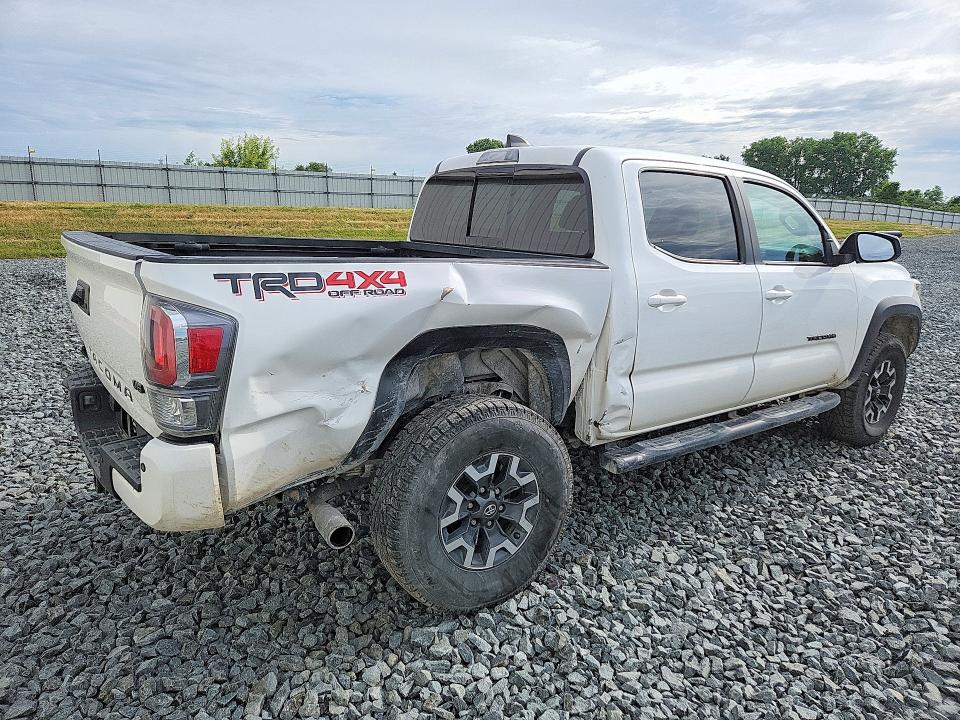 2021 Toyota Tacoma VIN 5TFCZ5AN4MX270064 COPART salvage auction — REAR END, Mi - Cert Of Title-Salvage Vehicle, sold $12,100 on 2026-07-24 (photo 3)