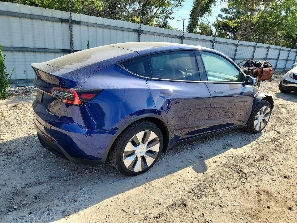 2021 Tesla Model y VIN 5YJYGDEE2MF130945 COPART salvage auction — FRONT END, Va - Cert Of Title - Salvage, sold $8,100 on 2026-07-14 (photo 3)