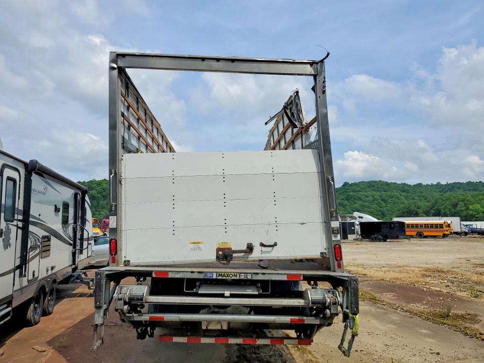 2022 Frht - freightliner VIN 3ALACWFC1NDMV5345 COPART salvage auction — ROLLOVER, PA - CERTIFICATE OF SALVAGE, sold $80 on 2026-07-29 (photo 6)