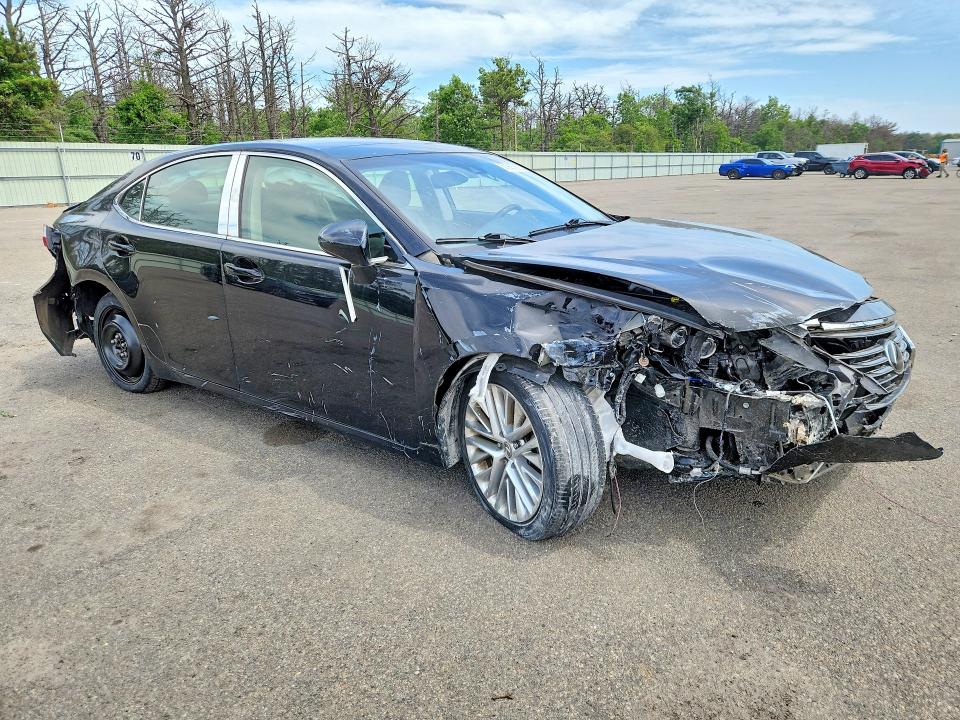 2016 Lexus Es 350 VIN JTHBK1GG4G2213350 COPART salvage auction — ALL OVER, NY - MV-907A SALVAGE CERTIFICATE, sold $2,450 on 2026-07-15 (photo 4)