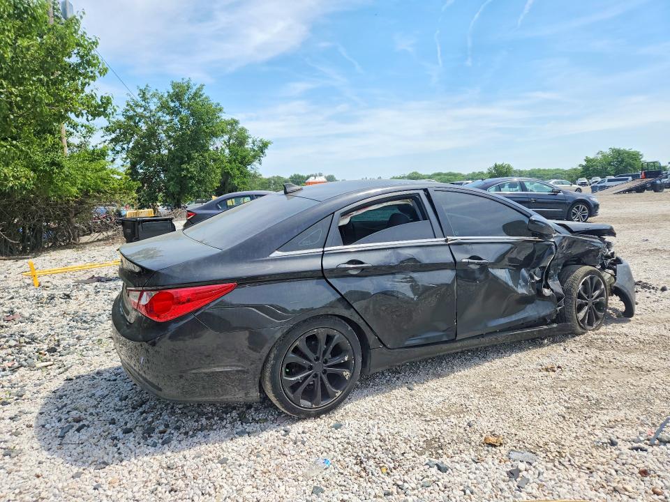 2012 Hyundai Sonata VIN 5NPEB4AC7CH460943 COPART salvage auction — SIDE, MD - CERT OF SALVAGE > 75% DAMAGE, sold $475 on 2026-07-02 (photo 3)