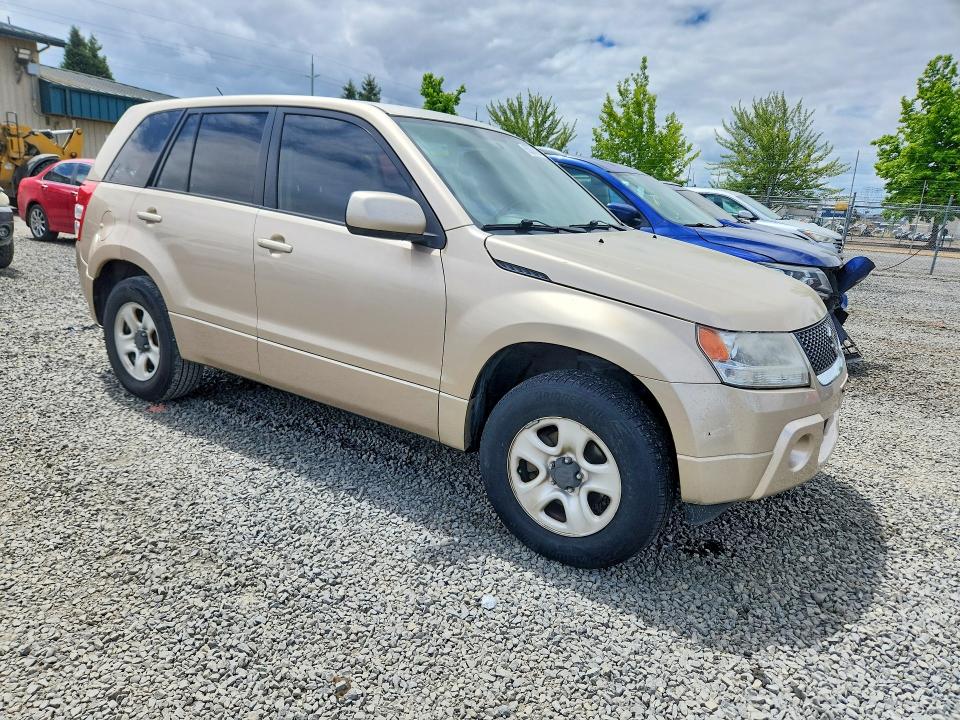 2006 Suzuki Grand vitara VIN JS3TD941564101319 COPART salvage auction — REAR END, Or - Salvage Title Certificate, sold $1,750 on 2026-07-07 (photo 4)