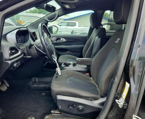 2021 Chrysler Pacifica VIN 2C4RC3FG4MR502171 COPART salvage auction — FRONT END, Il - Salvage Certificate, sold $7,700 on 2026-07-27 (photo 7)