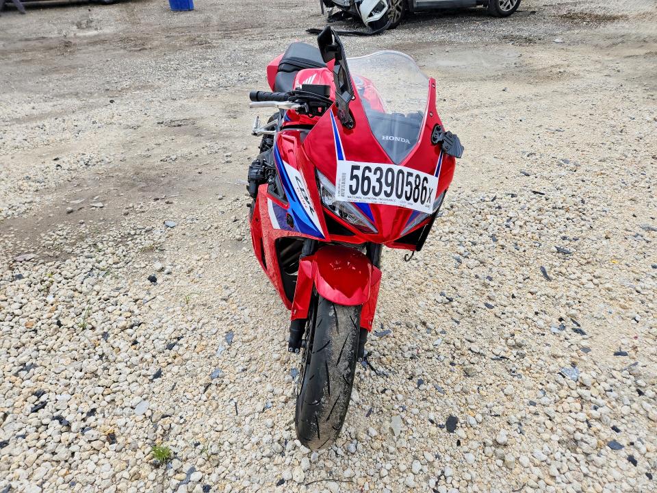 2024 Honda Cbr VIN MLHRH1558R5000481 COPART salvage auction — SIDE, Fl - Certificate Of Destruction, sold $2,900 on 2026-07-16 (photo 2)