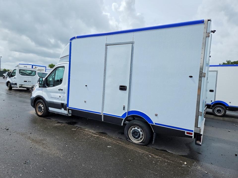 2020 Ford Transit VIN 1FDBW5Z80LKB30314 COPART salvage auction — MINOR DENT/SCRATCHES, Fl - Certificate Of Title, sold $7,000 on 2026-07-29 (photo 2)