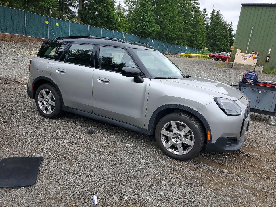 2025 Mini Countryman VIN WMZ23GA07S7S43757 COPART salvage auction — REAR END, FL - CERT OF TITLE SLVG REBUILDABLE, sold $1,150 on 2026-07-27 (photo 4)
