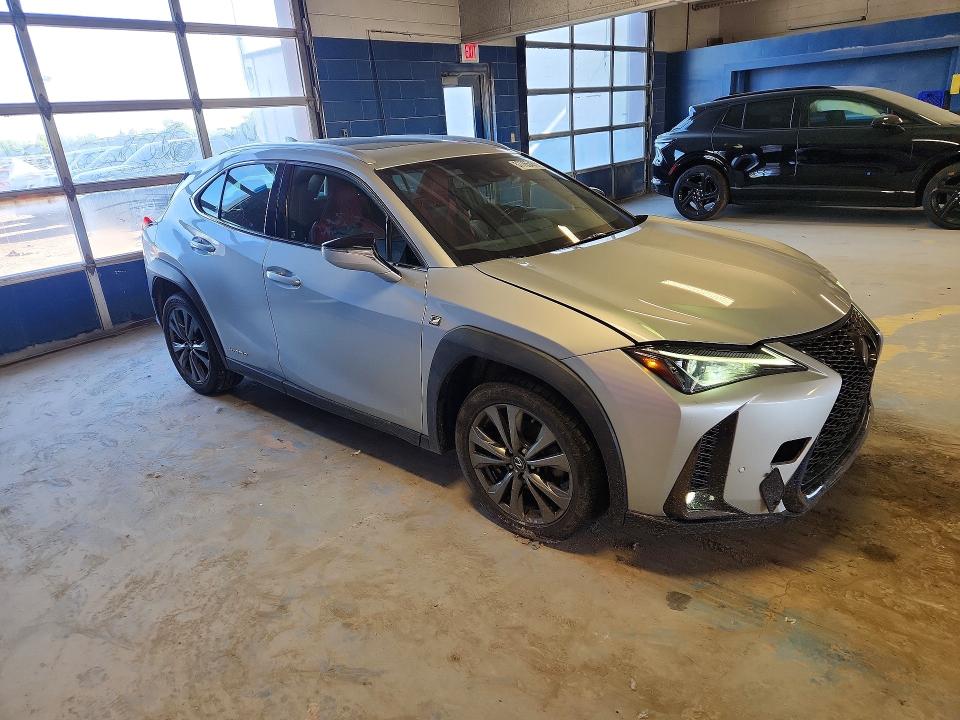2020 Lexus Ux VIN JTHR9JBH1L2025325 COPART salvage auction — FRONT END, In - Cert Of Title-Salvage Title, sold $2,650 on 2026-07-24 (photo 4)