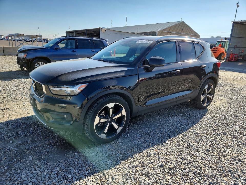 2019 Volvo Xc40 VIN YV4162UKXK2128891 — COPART salvage auction photo