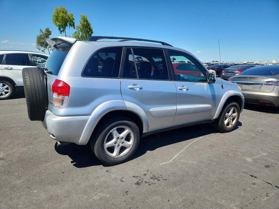 2002 Toyota Rav4 VIN JTEHH20V826039157 COPART salvage auction — NORMAL WEAR, Ca - Dis/Dlr/Exp Only Clean Title, sold $1,100 on 2026-07-08 (photo 3)
