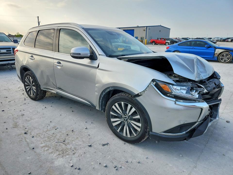 2020 Mitsubishi VIN JA4AD3A34LZ025299 COPART salvage auction — FRONT END, Tx - Salvage Vehicle Title, sold $1,900 on 2026-07-17 (photo 4)