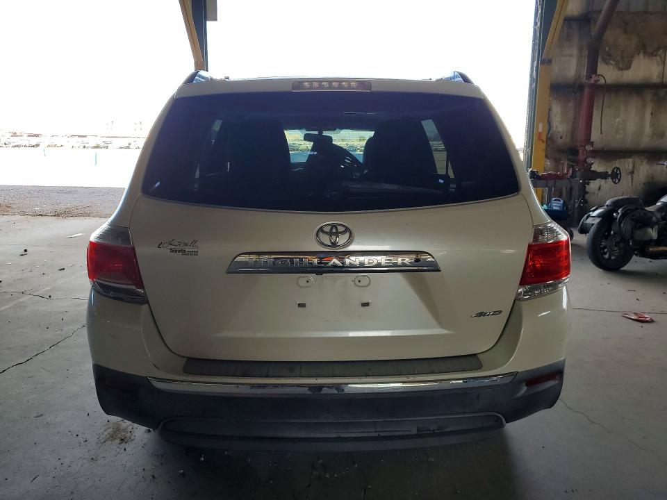 2013 Toyota Highlander VIN 5TDBK3EH9DS242033 COPART salvage auction — FRONT END, Az - Cert Of Title - Salvage, sold $1,500 on 2026-07-20 (photo 6)
