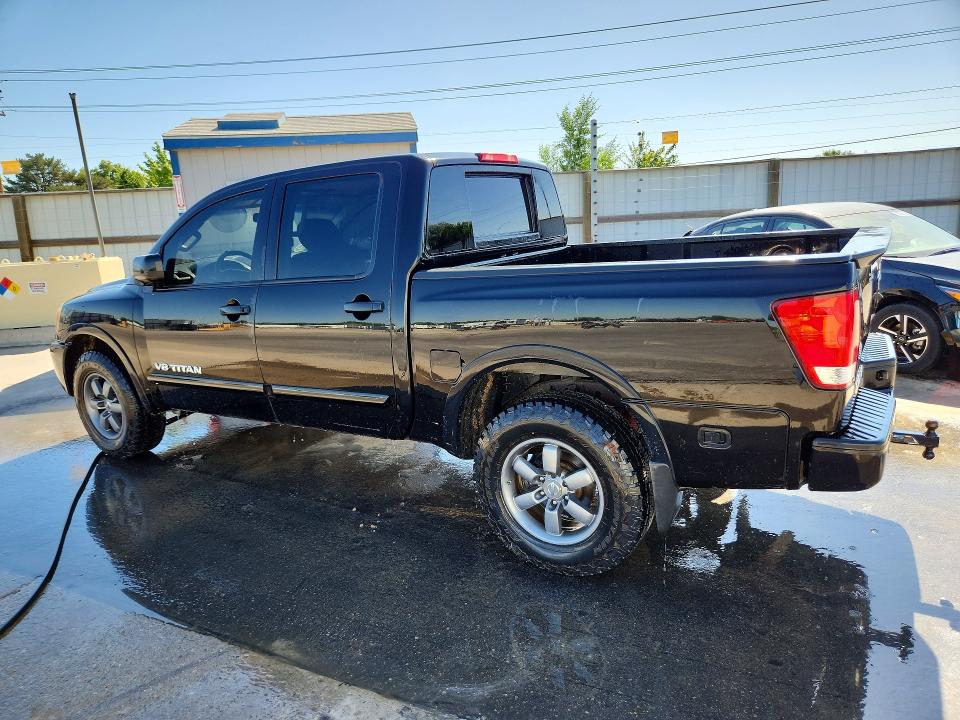 2014 Nissan TITAN VIN 1N6BA0EC7EN511205 COPART salvage auction — MINOR DENT/SCRATCHES, VA - CERTIFICATE OF TITLE, sold $6,400 on 2026-07-02 (photo 2)