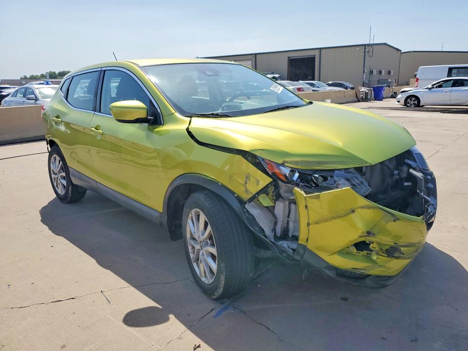 2020 Nissan Rogue sport VIN JN1BJ1CW4LW376085 COPART salvage auction — FRONT END, TX - CERTIFICATE OF TITLE, sold $2,350 on 2026-07-14 (photo 4)