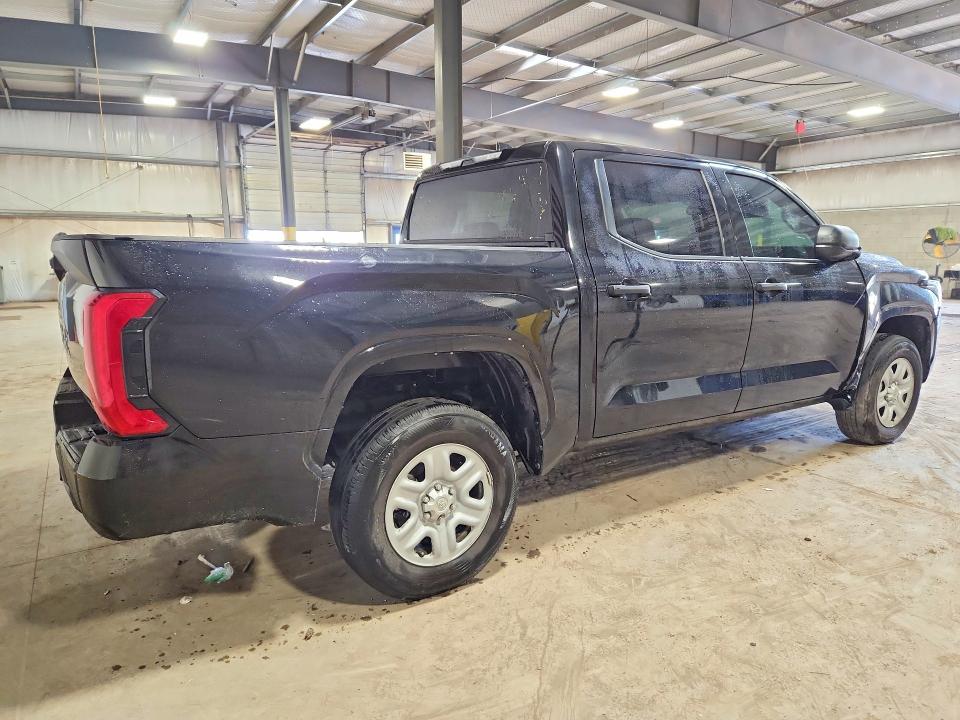 2025 Toyota Tundra VIN 5TFKB5DB0SX288737 COPART salvage auction — FRONT END, NC - DEALER ONLY CLEAN TITLE, sold $16,000 on 2026-07-09 (photo 3)
