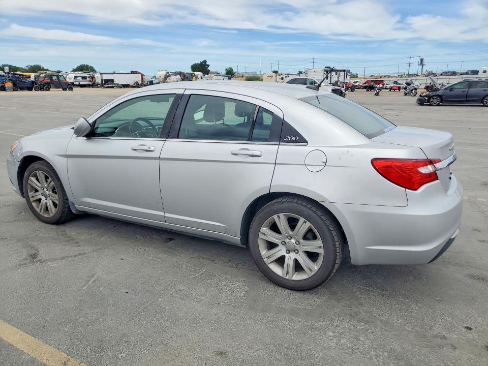 2011 Chrysler 200 VIN 1C3BC1FB3BN626389 COPART salvage auction — REAR END, Id - Salvage Certificate Of Title, sold $525 on 2026-07-09 (photo 2)