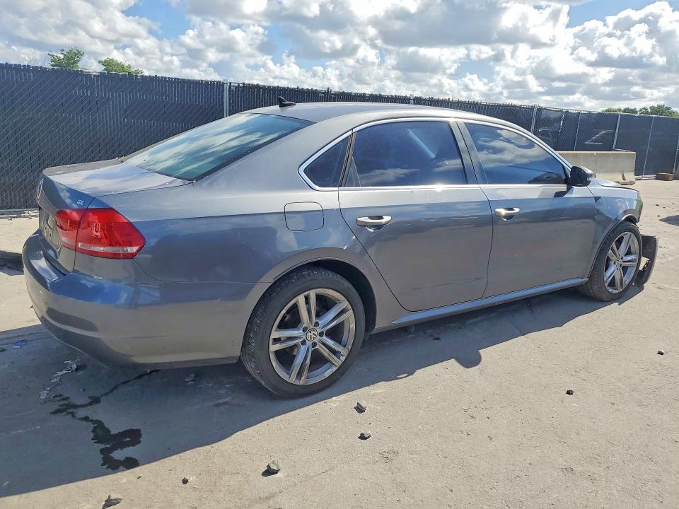 2014 Volkswagen Passat VIN 1VWBH7A35EC014188 COPART salvage auction — FRONT END, Fl - Cert Of Title Slvg Rebuildable, sold $850 on 2026-07-30 (photo 3)