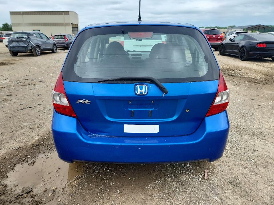 2008 Honda Fit VIN JHMGD38478S019168 COPART salvage auction — REAR END, Mo - Salvage Certificate Of Title, sold $500 on 2026-07-28 (photo 6)