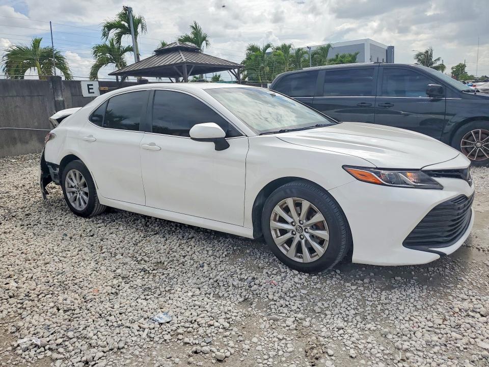2018 Toyota VIN JTNB11HK0J3044433 COPART salvage auction — REAR END, Salvage Title, sold $2,100 on 2026-07-27 (photo 4)