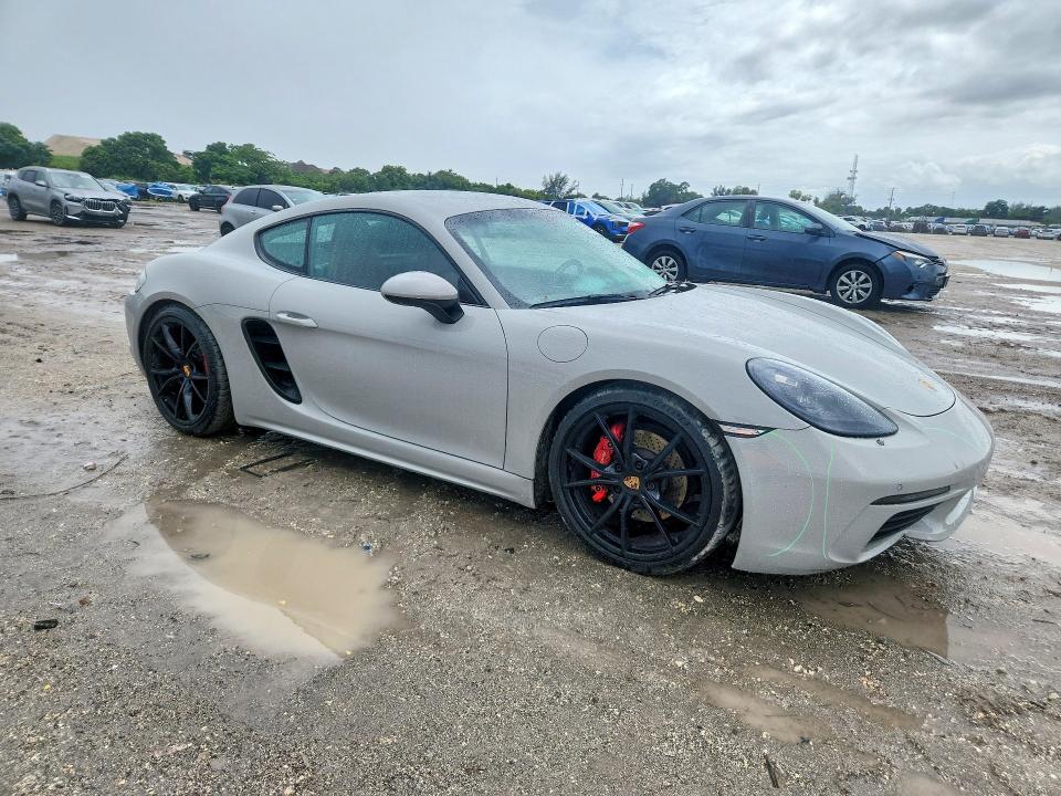 2024 Porsche Cayman VIN WP0AB2A83RK264104 COPART salvage auction — UNDERCARRIAGE, Fl - Certificate Of Destruction, sold $35,000 on 2026-07-16 (photo 4)