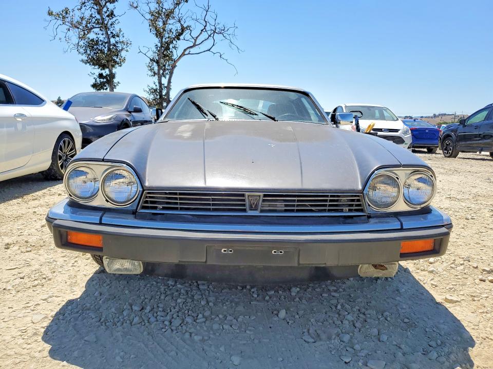 1989 Jaguar Xj series VIN SAJNA5844KC155676 COPART salvage auction — MECHANICAL, Ca - Dis/Dlr/Exp Only Clean Title, sold $575 on 2026-07-02 (photo 5)