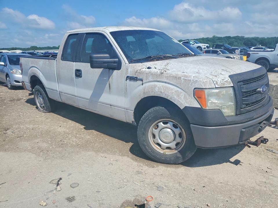 2014 Ford F-150 VIN 1FTEX1CM3EKF95556 COPART salvage auction — MECHANICAL, KS - DEALER ONLY CLEAN TITLE, sold $550 on 2026-07-02 (photo 4)