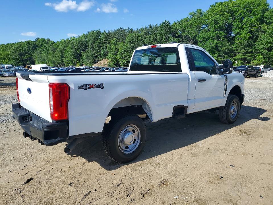 2023 Ford F-250 super duty VIN 1FTBF2BA0PED83301 COPART salvage auction — MINOR DENT/SCRATCHES, Nj - Cert Of Title-Salvage (P), sold $11,400 on 2026-07-22 (photo 3)