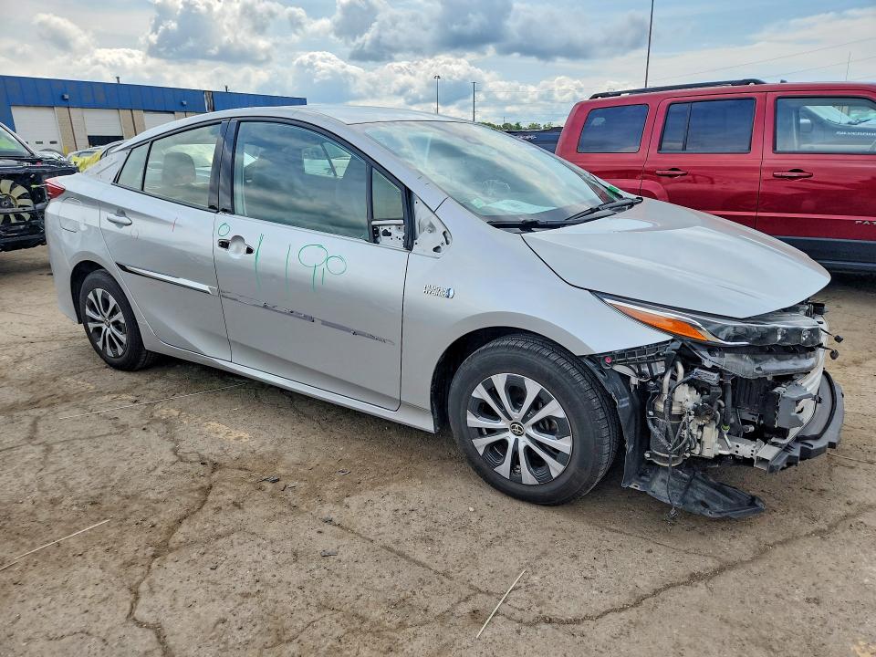 2020 Toyota Prius VIN JTDKARFP4L3143308 COPART salvage auction — FRONT END, Mi - Cert Of Title-Salvage Vehicle, sold $3,050 on 2026-07-31 (photo 4)