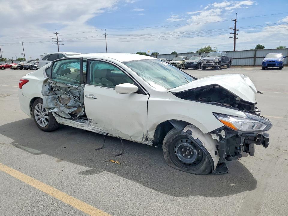 2017 Nissan Altima VIN 1N4AL3AP5HN346378 COPART salvage auction — FRONT END, Id - Salvage Certificate Of Title, sold $90 on 2026-07-23 (photo 4)