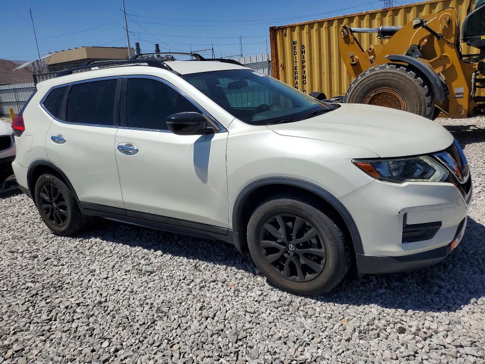 2017 Nissan VIN 5N1AT2MT5HC867248 COPART salvage auction — SIDE, Nv - Salvage Title, sold $3,350 on 2026-07-27 (photo 4)
