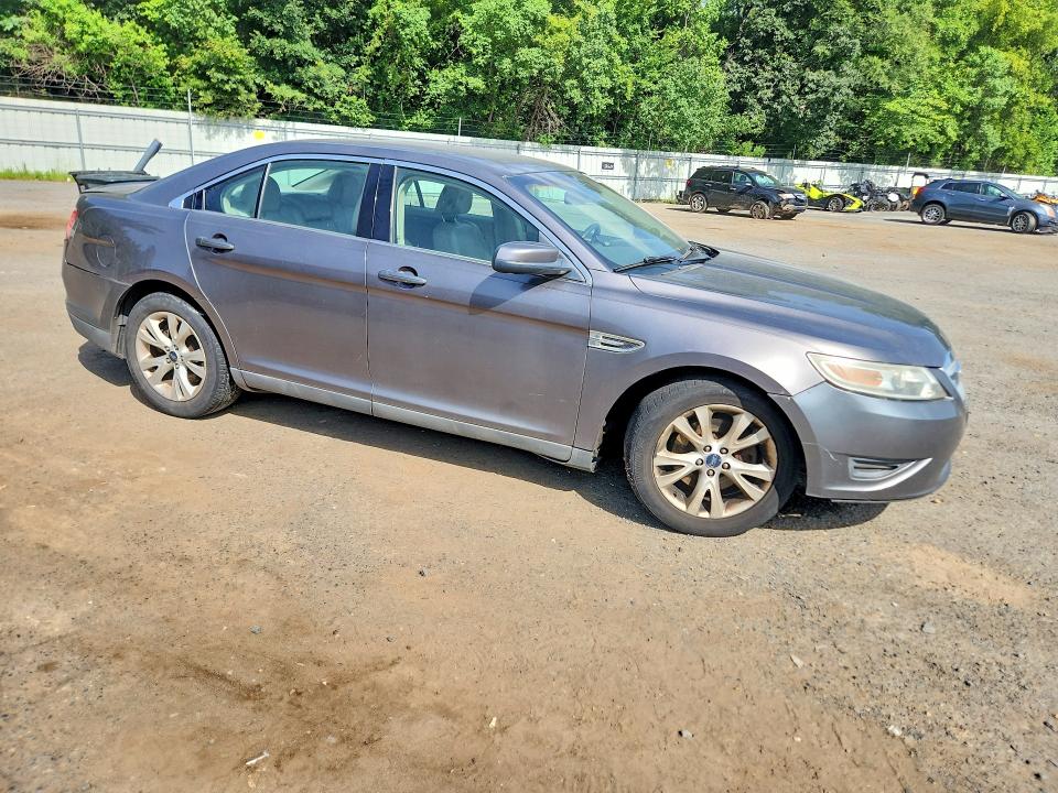 2011 Ford Taurus VIN 1FAHP2EW1BG168740 COPART salvage auction — HAIL, La - Cert Of Title-Hail Damaged, sold $425 on 2026-07-09 (photo 4)