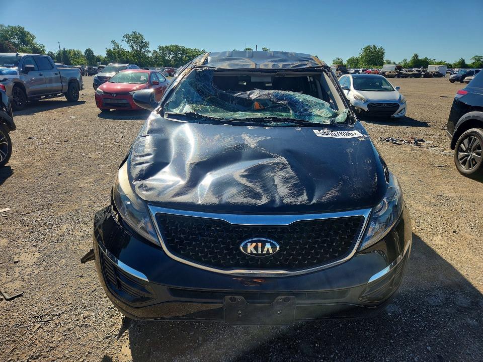 2015 Kia Sportage VIN KNDPBCAC8F7746134 COPART salvage auction — ROLLOVER, Il - Salvage Certificate, sold $275 on 2026-07-16 (photo 5)
