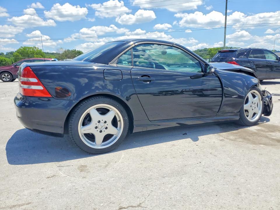 2001 Mercedes-benz Slk-class VIN WDBKK65F31F210737 COPART salvage auction — FRONT END, Tn - Salvage Certificate, sold $575 on 2026-07-06 (photo 3)